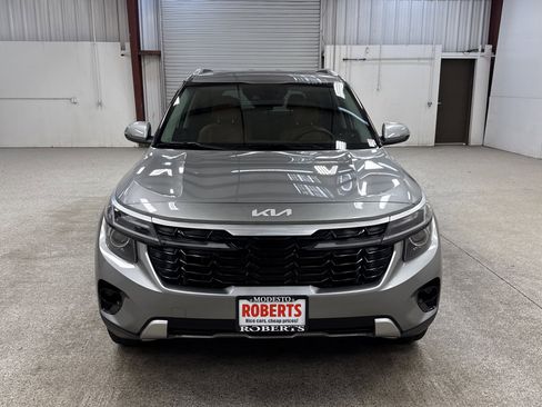 Used 2024 Kia Seltos EX image 24