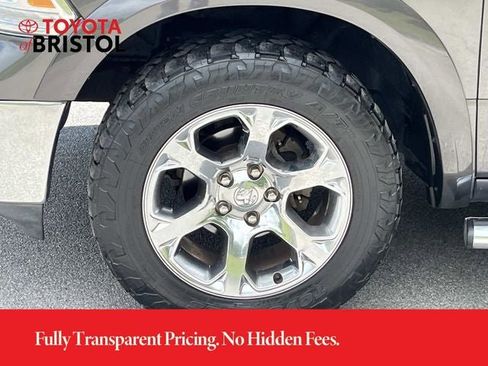 Used 2015 RAM 1500 Laramie w/ Convenience Group AWD/4WD image 11