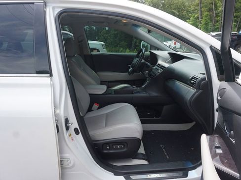Used 2014 Lexus RX 350 FWD w/ Navigation Package image 16
