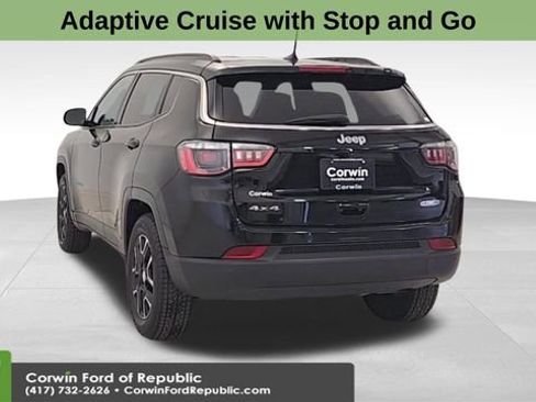 Used 2022 Jeep Compass Latitude w/ Convenience Group AWD/4WD image 7