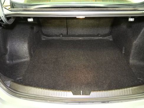 Used 2024 Chevrolet Malibu LT image 54