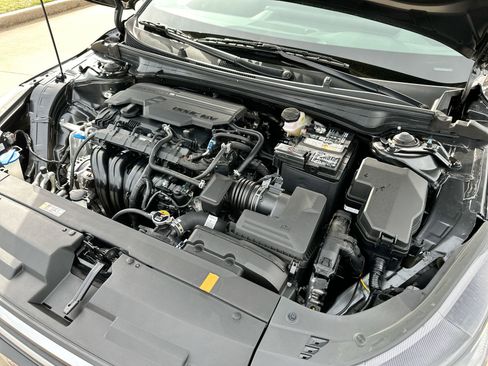 Used 2025 Kia K4 FWD image 24