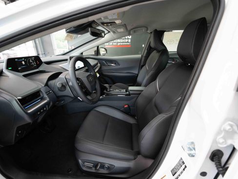 New 2026 Toyota Prius XLE image 9