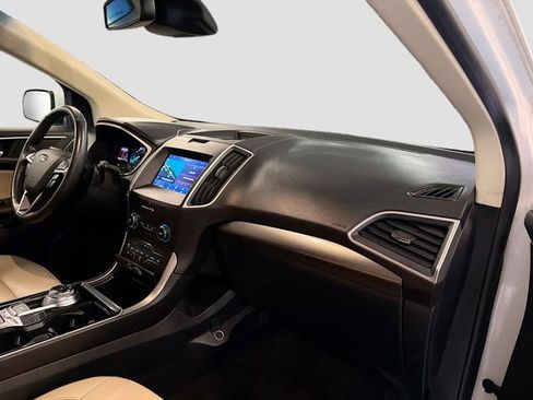 Used 2020 Ford Edge SEL w/ Convenience Package image 29