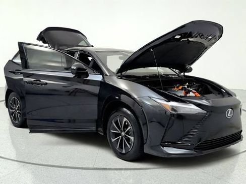 Used 2026 Lexus RZ 350e 2WD w/ Convenience Package image 11