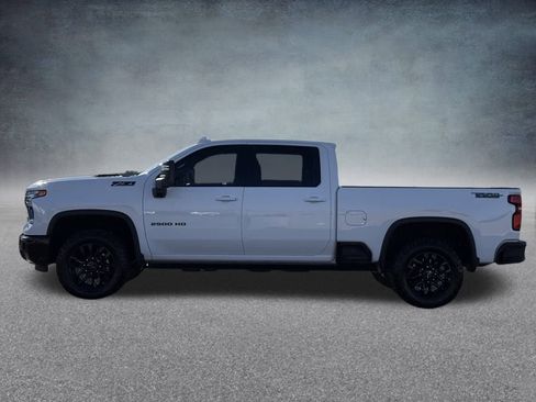 Used 2025 Chevrolet Silverado 2500 LTZ w/ Trail Boss Package image 8