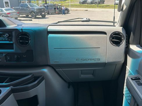 Used 2023 Ford E-350 and Econoline 350 Super Duty w/ Power Windows & Locks Group RWD image 19