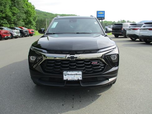 Certified 2024 Chevrolet TrailBlazer RS w/ Convenience Package AWD/4WD image 2
