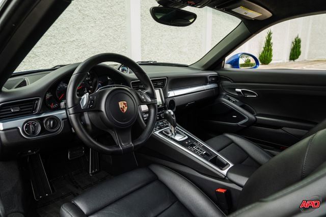 Used 2013 Porsche 911 Carrera RWD image 2