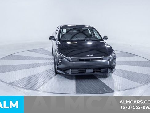Used 2025 Kia K4 FWD image 15