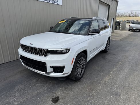 Used 2023 Jeep Grand Cherokee L Summit image 2