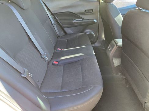 Used 2024 Nissan Kicks SV FWD image 17