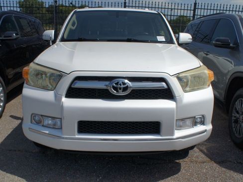 Used 2013 Toyota 4Runner Limited RWD image 2
