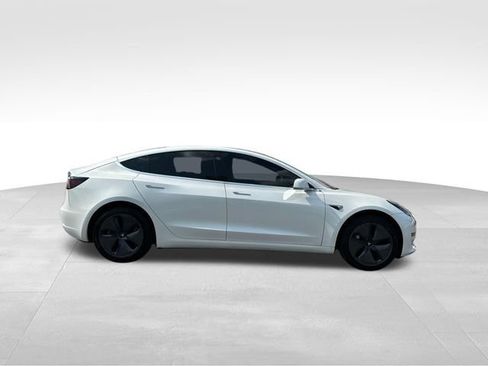Used 2020 Tesla Model 3 Standard Range Plus RWD image 6