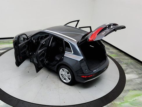 Used 2019 Audi Q5 2.0T Premium Plus w/ Premium Plus Package AWD/4WD image 41
