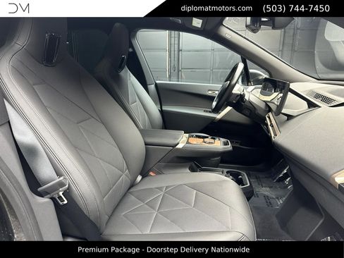 Used 2023 BMW iX xDrive50 w/ Premium Package image 20