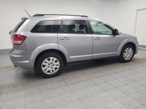 Used 2018 Dodge Journey SE FWD image 10
