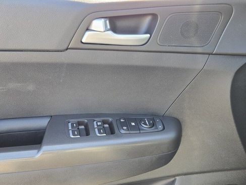 Certified 2020 Kia Sportage LX FWD image 18