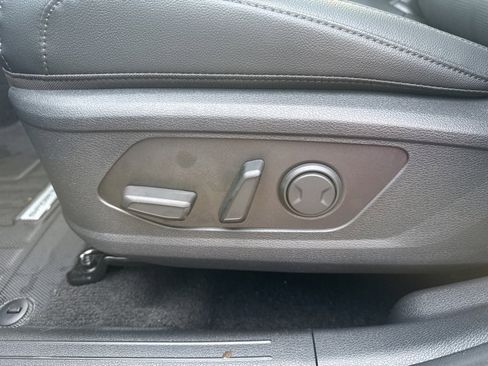 New 2026 Kia Sportage EX w/ EX Panorama Roof Package image 24