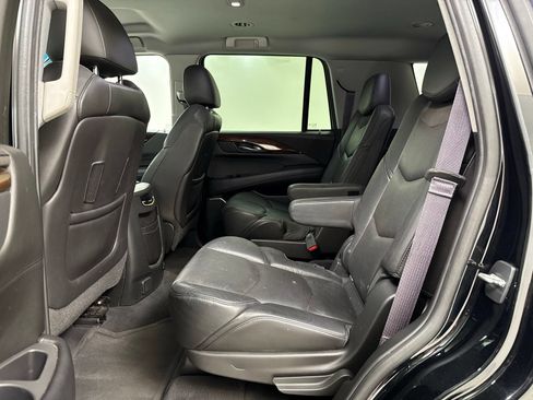 Used 2015 Cadillac Escalade 4WD image 20