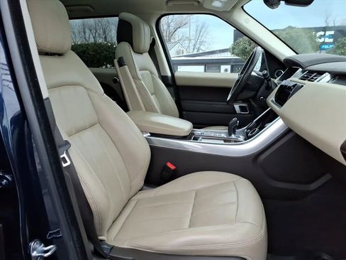 Used 2020 Land Rover Range Rover Sport HSE image 13