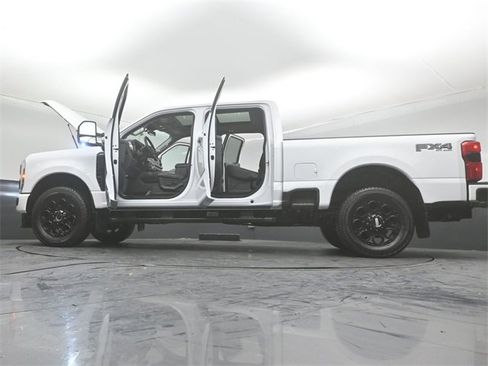 Used 2025 Ford F250 Lariat w/ Lariat Ultimate Package image 47