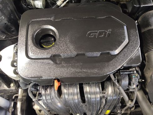 Used 2020 Kia Optima LX image 30