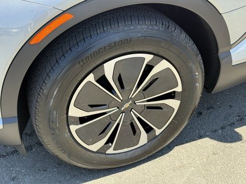 New 2025 Chevrolet Blazer EV LT image 4