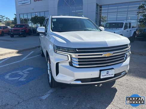Used 2024 Chevrolet Tahoe High Country w/ Advanced Technology Package image 8