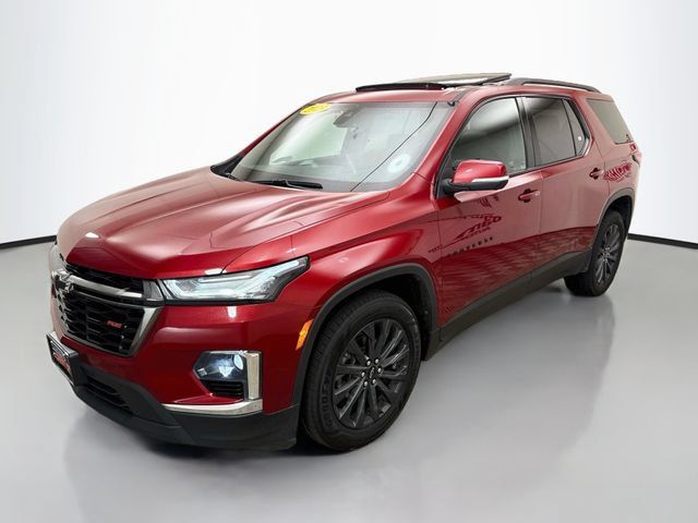Used 2023 Chevrolet Traverse RS AWD/4WD image 3