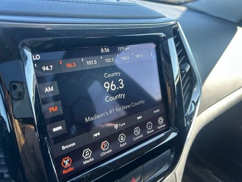 Certified 2019 Jeep Cherokee Limited AWD/4WD image 13
