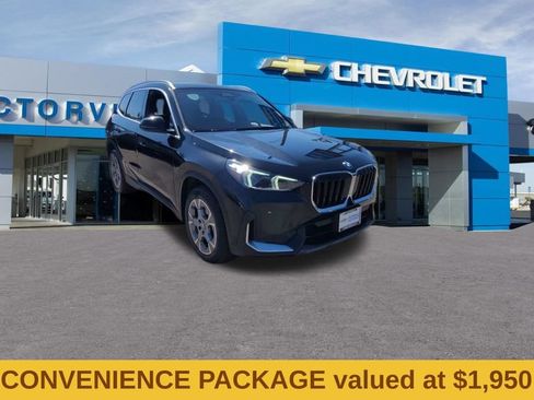Used 2023 BMW X1 xDrive28i AWD/4WD image 3