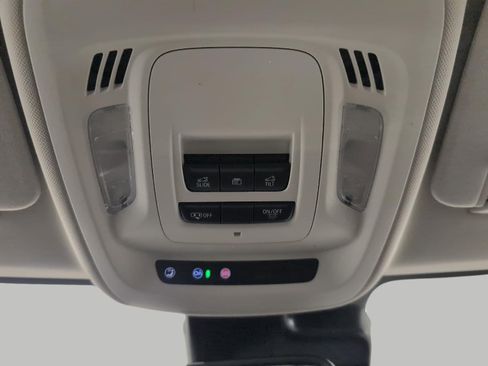 Certified 2023 Buick Envision Essence w/ Sport Touring Package AWD/4WD image 18