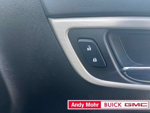 Used 2018 GMC Yukon XL Denali w/ Open Road Package AWD/4WD image 45