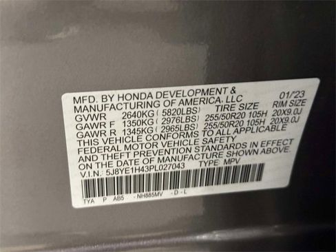 Used 2023 Acura MDX SH-AWD w/ Technology Package image 16