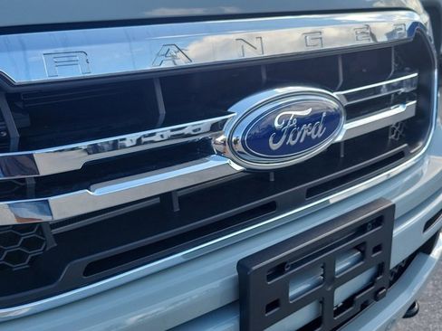 Certified 2023 Ford Ranger Lariat w/ Technology Package image 7