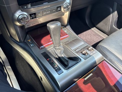 Used 2017 Lexus GX 460 Premium w/ Premium Package AWD/4WD image 32