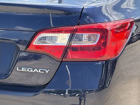 Used 2018 Subaru Legacy 2.5i Premium AWD/4WD image 7