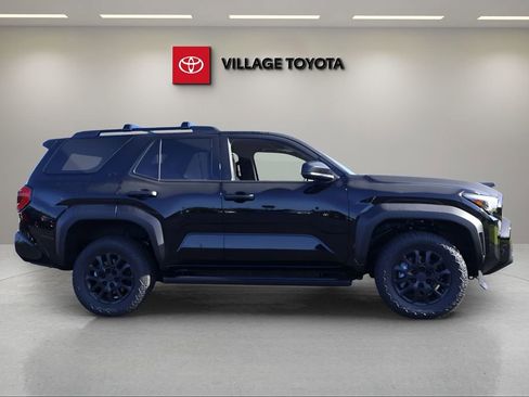 New 2026 Toyota 4Runner SR5 RWD image 6