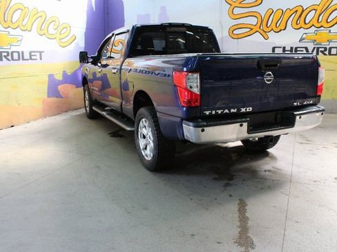 Used 2016 Nissan Titan SL image 6