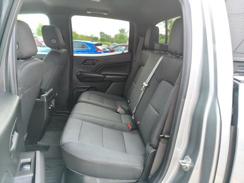 Used 2025 Chevrolet Colorado Trail Boss AWD/4WD image 12