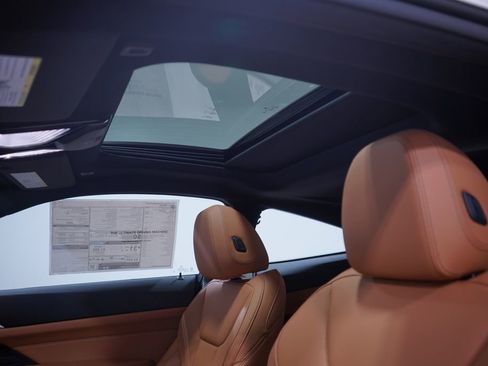 Used 2026 BMW 430i Coupe w/ M Sport Package RWD image 7