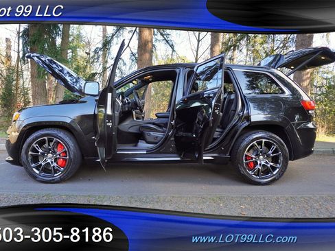 Used 2014 Jeep Grand Cherokee SRT image 26