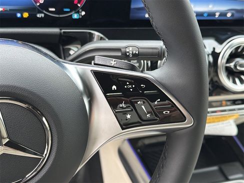 New 2026 Mercedes-Benz GLA 250 4MATIC image 27