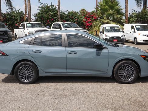Used 2026 Nissan Sentra SV w/ Floor Mat Package FWD image 10