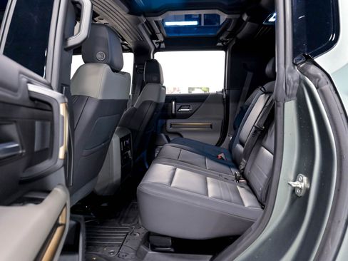 Used 2024 GMC Hummer EV 3X AWD/4WD image 12