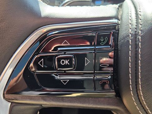 Certified 2021 Jeep Grand Cherokee L Overland w/ Luxury Tech Group IV AWD/4WD image 33