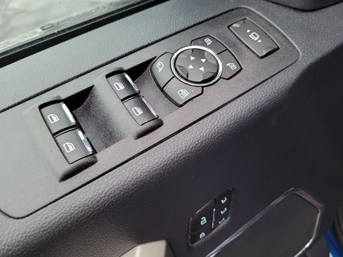 Certified 2022 Ford F250 Lariat w/ Lariat Ultimate Package image 18