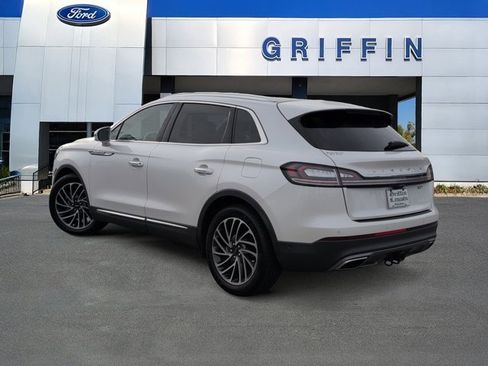 Used 2019 Lincoln Nautilus Reserve image 9