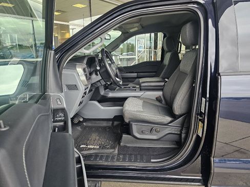 Used 2022 Ford F150 XLT w/ Equipment Group 302A High AWD/4WD image 19